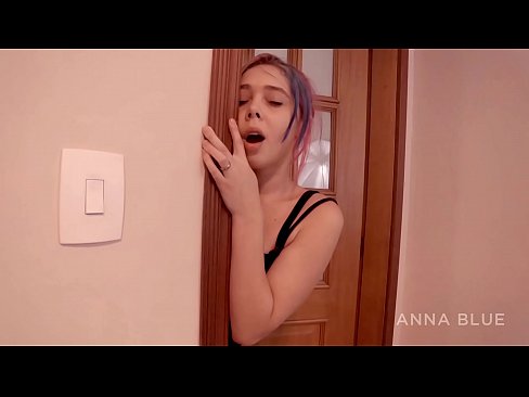 ❤️ Nire anaiarengana itzuli nintzen. Bere neska-lagunarekin sexu harremanak izan nituen. itzulera lesbiana. ️ Azal bideoa %eu.sexycamse.topan ️❤