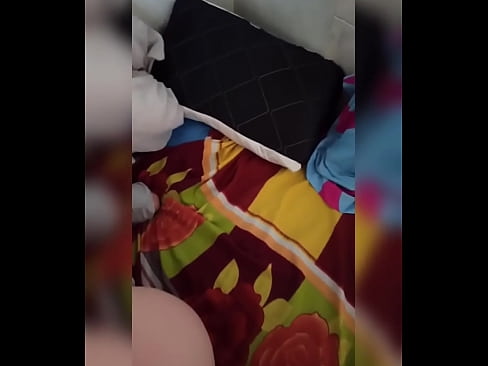 ❤️ Nire gelakidea etxean bakarrik geratzen da, bere senarra oporretara joaten delako eta nik izorratzeko eta ipurdia esnez betetzeko aprobetxatzen dut ️ Azal bideoa %eu.sexycamse.topan ️❤