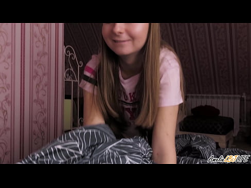 ❤️ Blondie-k bere BFF-ren sakon zurrupatzen du eta esperma jasotzen du ahoan ️ Azal bideoa %eu.sexycamse.topan ️❤